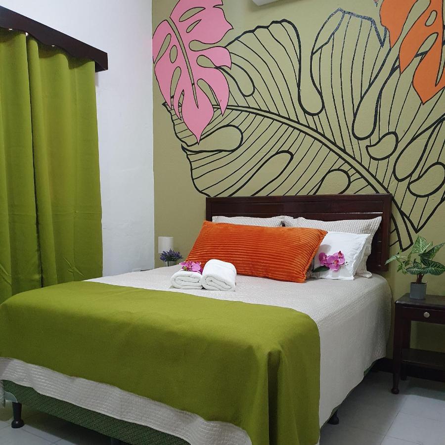 Amina Inn Flores Exterior foto