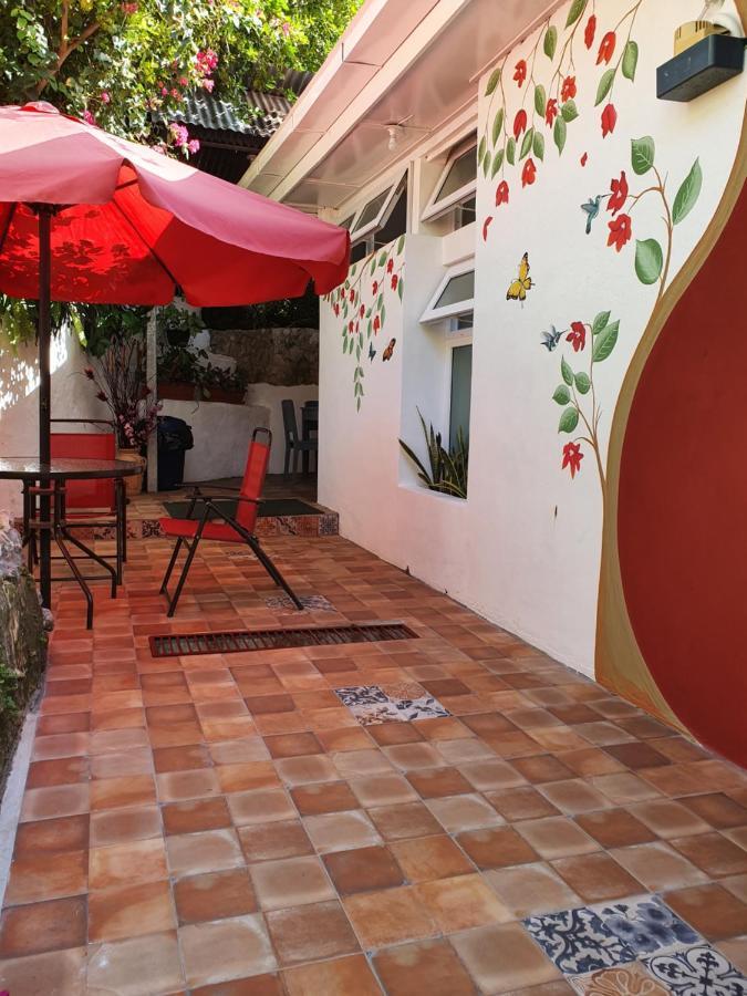 Amina Inn Flores Exterior foto