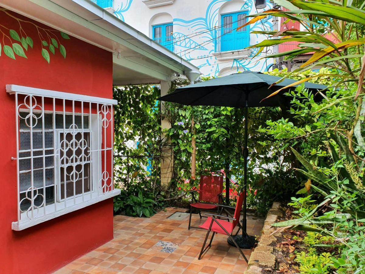Amina Inn Flores Exterior foto